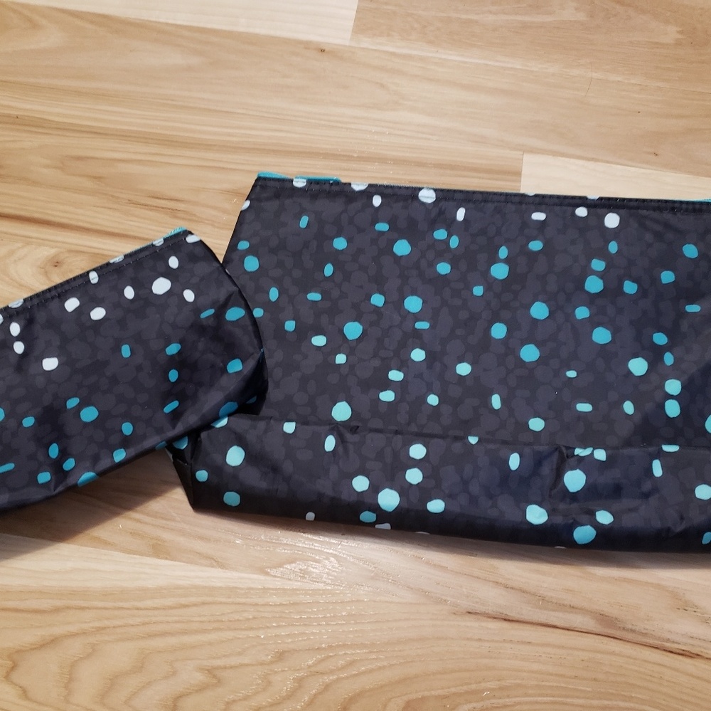 Thirty one thermal bundle